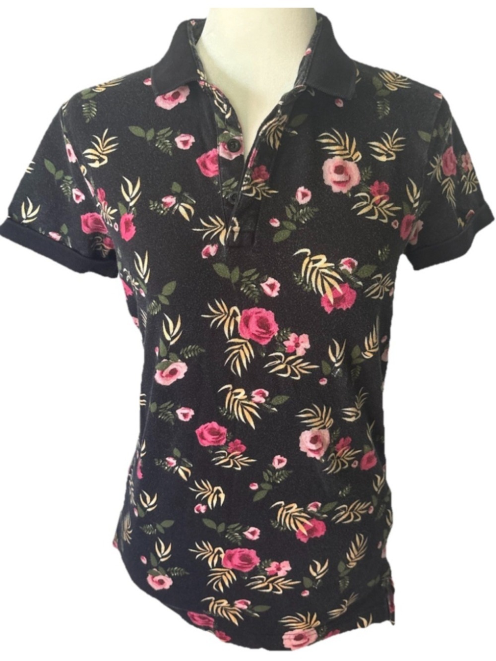 Hollister California Epic Flex Polo XS Black Pink Floral Rose Print Tropical